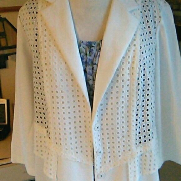 NWT Chico's Eyelet Jacket - Picture 2 of 11